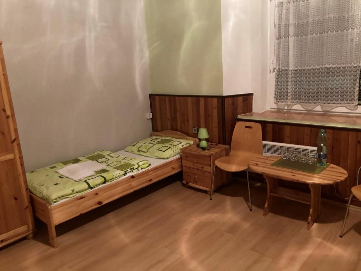 Penzion Borovica Sztracena Kültér fotó